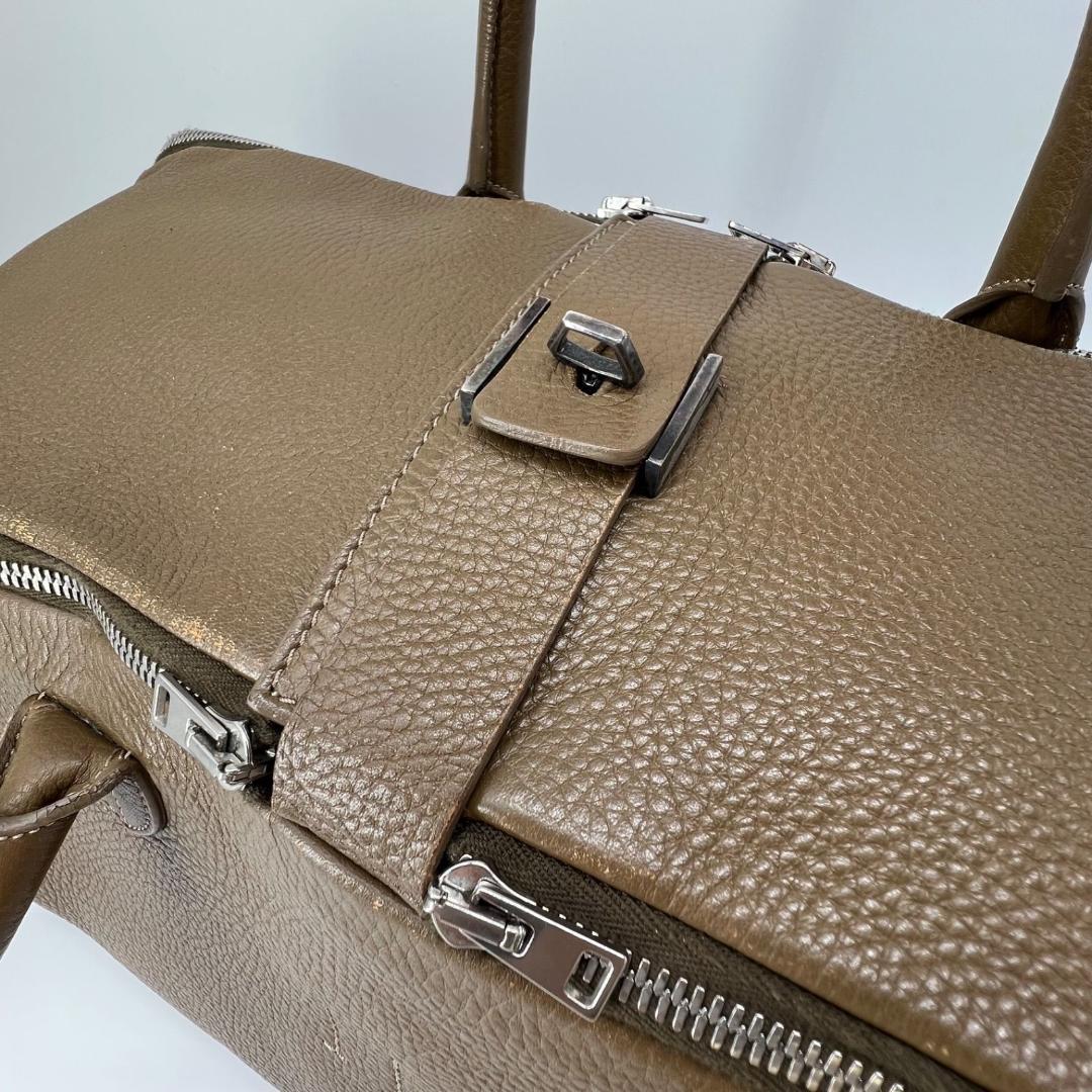 13368ゴールデングース エキパージュシボ革 レザー ボストンバッグ刺繍カーキ