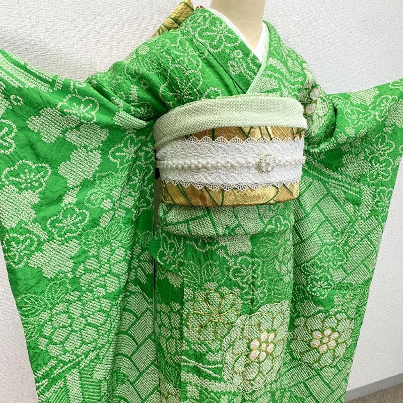 404z62, 409u4☆振袖 小柄な方にも 総絞り 金駒刺繍 成人式☆美品