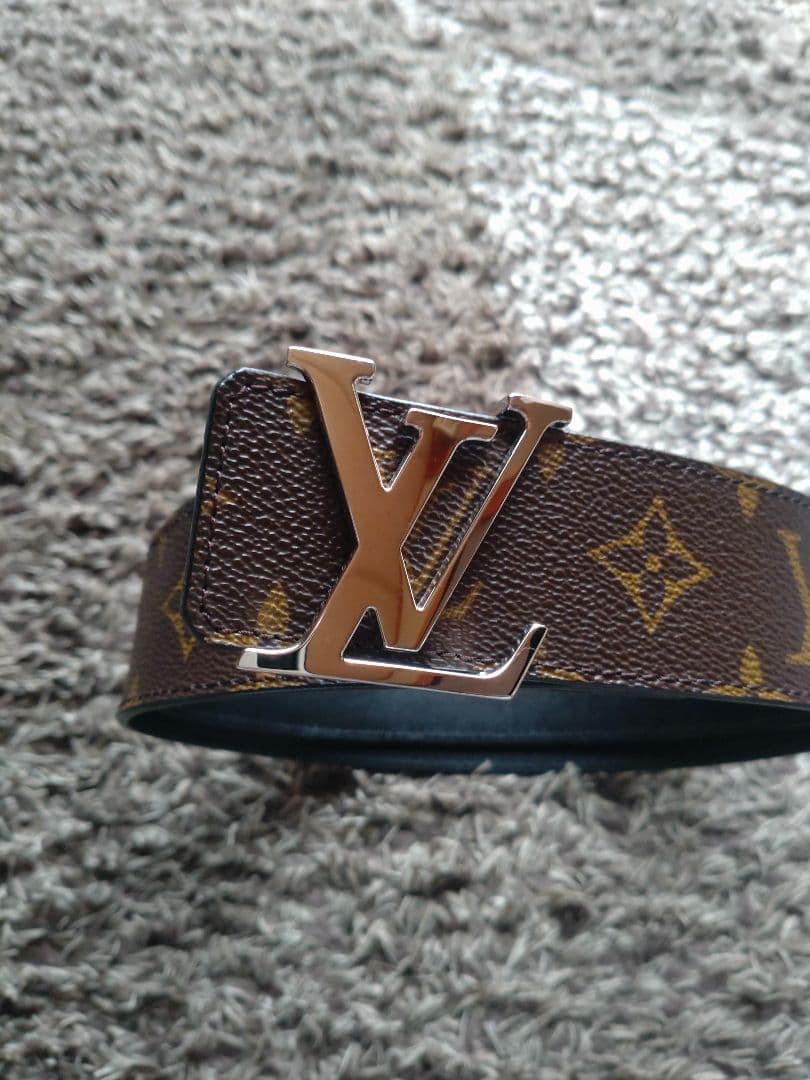 ルイヴィトン ベルト リバーシブル