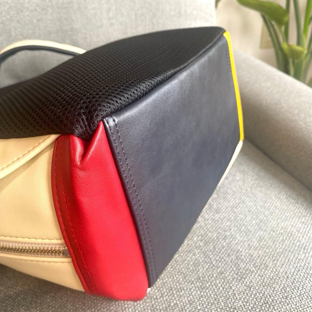 【未使用品】カステルバジャック　スクエアリュック　ドミネ　ホワイト