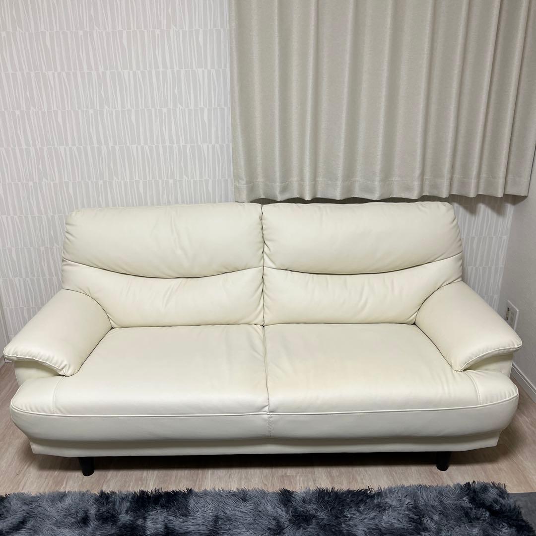 ニトリ　3人用合皮ソファ(Nシールドキャッツ3 IV)