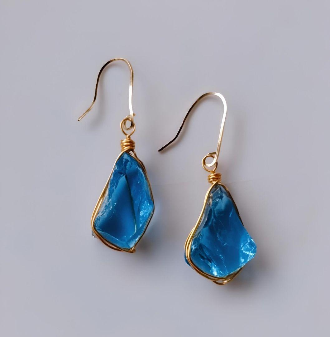 Kgf14 希少 レア アンダラクリスタル エレスチャルサファイア 原石 ピアス