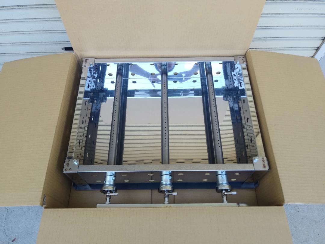 鉄板焼き　極厚９ミリ鉄板　フチあり　持ち手付