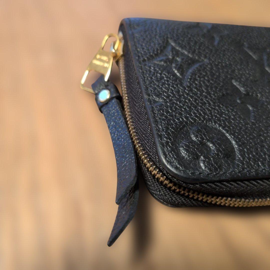 Louis Vuitton ジッピーパース