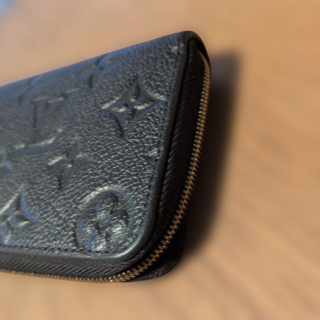 Louis Vuitton ジッピーパース