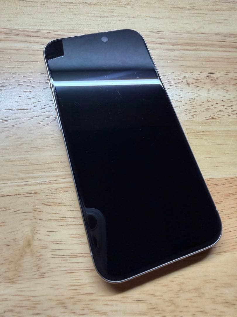 あ*様 Apple iPhone 15 Pro シルバー 本体