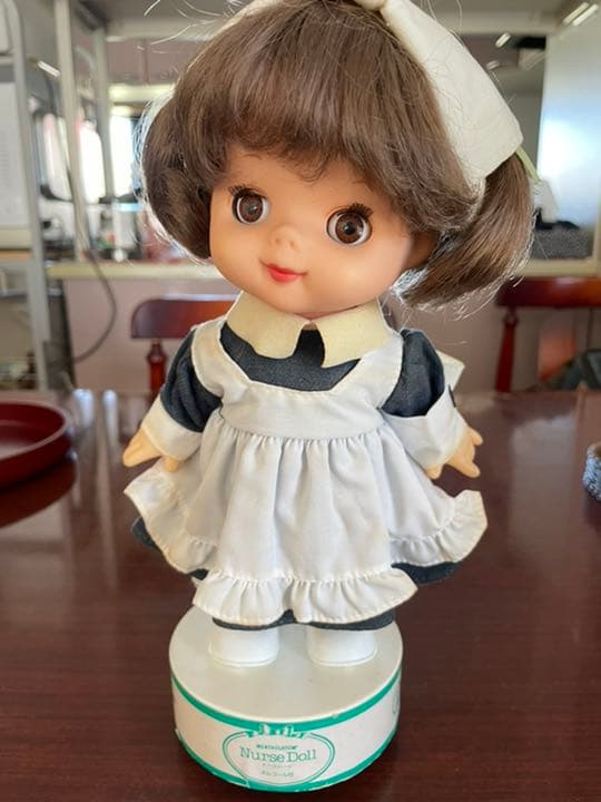 【懸賞品】メンソレータム　ナースドール　オルゴール付き