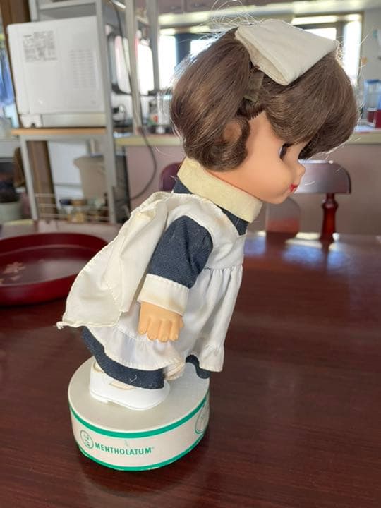 【懸賞品】メンソレータム　ナースドール　オルゴール付き