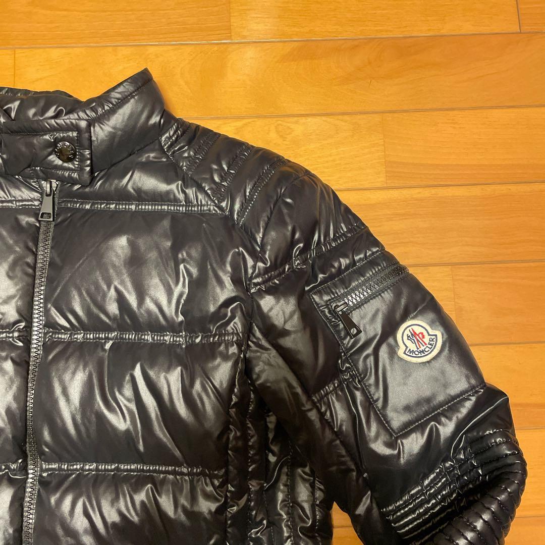 モンクレール 2022年製 SANGATTE バイカー風 ダウン 黒 3 美品