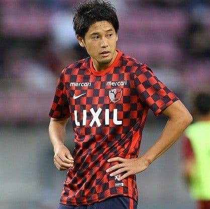 【匿名配送】【入手困難】鹿島アントラーズ　プレマッチ　赤　黒　ユニフォーム