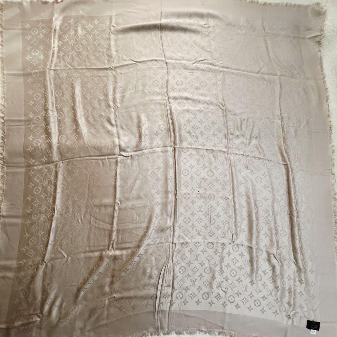 ルイヴィトン モノグラム ショール ストール シルク　ベージュ　大判