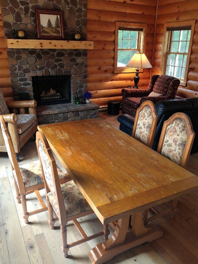 ​【英国アンティーク調】ダイニングチェア ゴブラン織 花柄 鋲打ち 木製　1/4