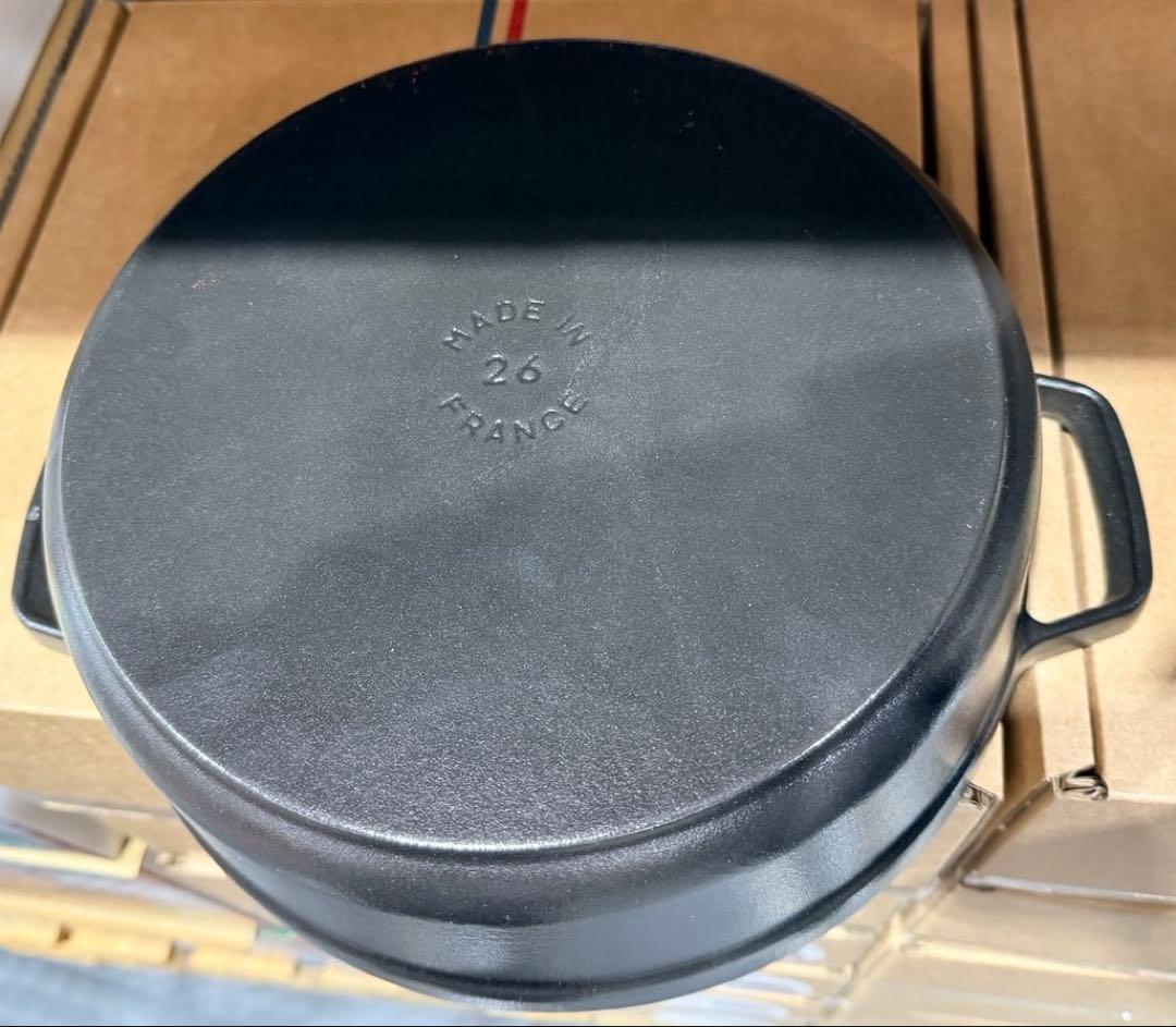 STAUB ストウブ　シャローココット　26cm コストコ　新品未開封　ブラック