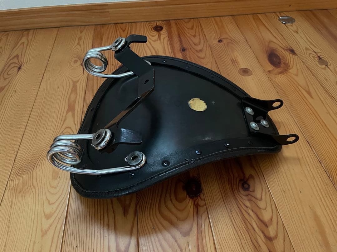 伊*祐様 ハーレー　純正　スポーツスター　サドルシート　ソロシート