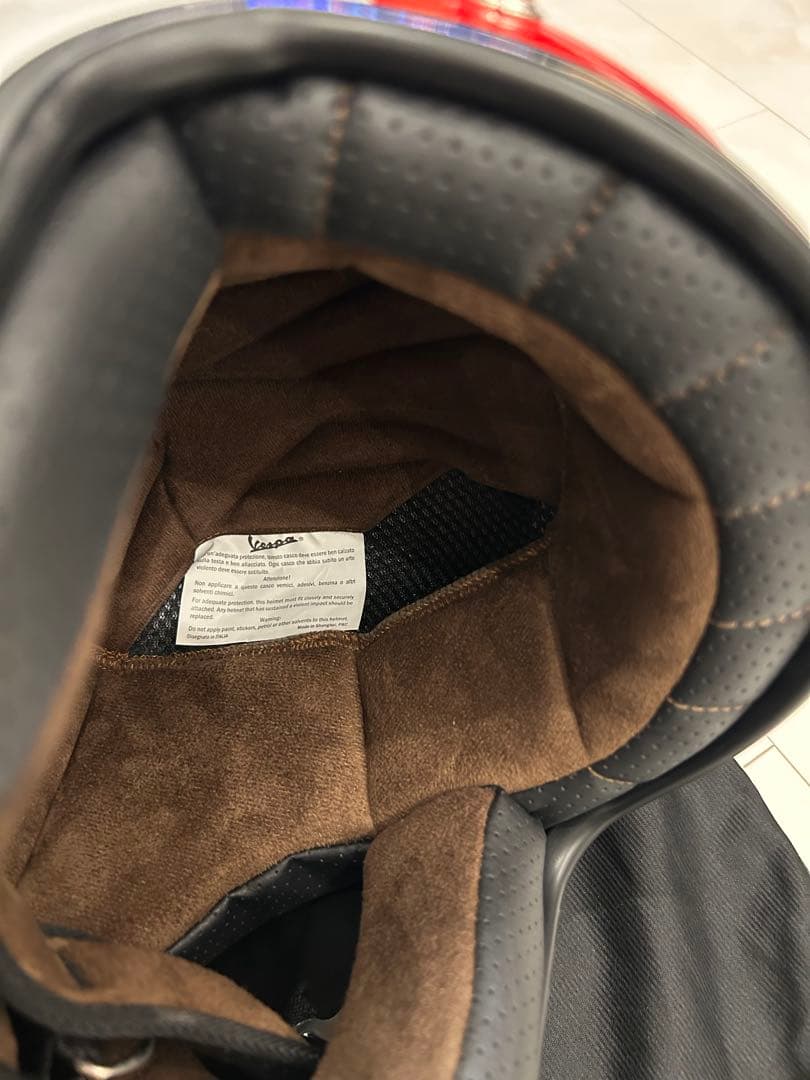 お値下げ！新品同様！Vespa ヘルメット ホワイトレッドグリーン