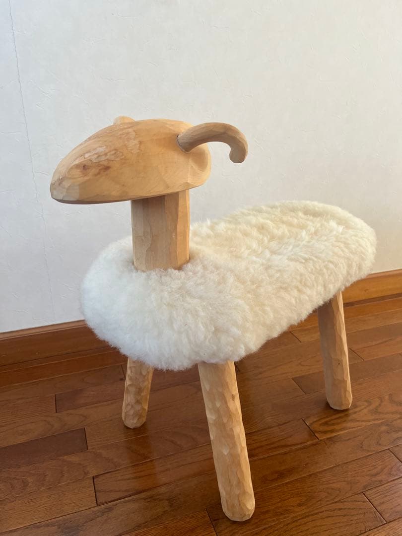 puu ja puu プーヤプー 北欧 手作り パイン材 ムートン 羊 スツール