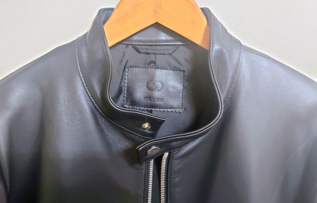 【新品、未使用】コムサメン　ライダースブルゾン