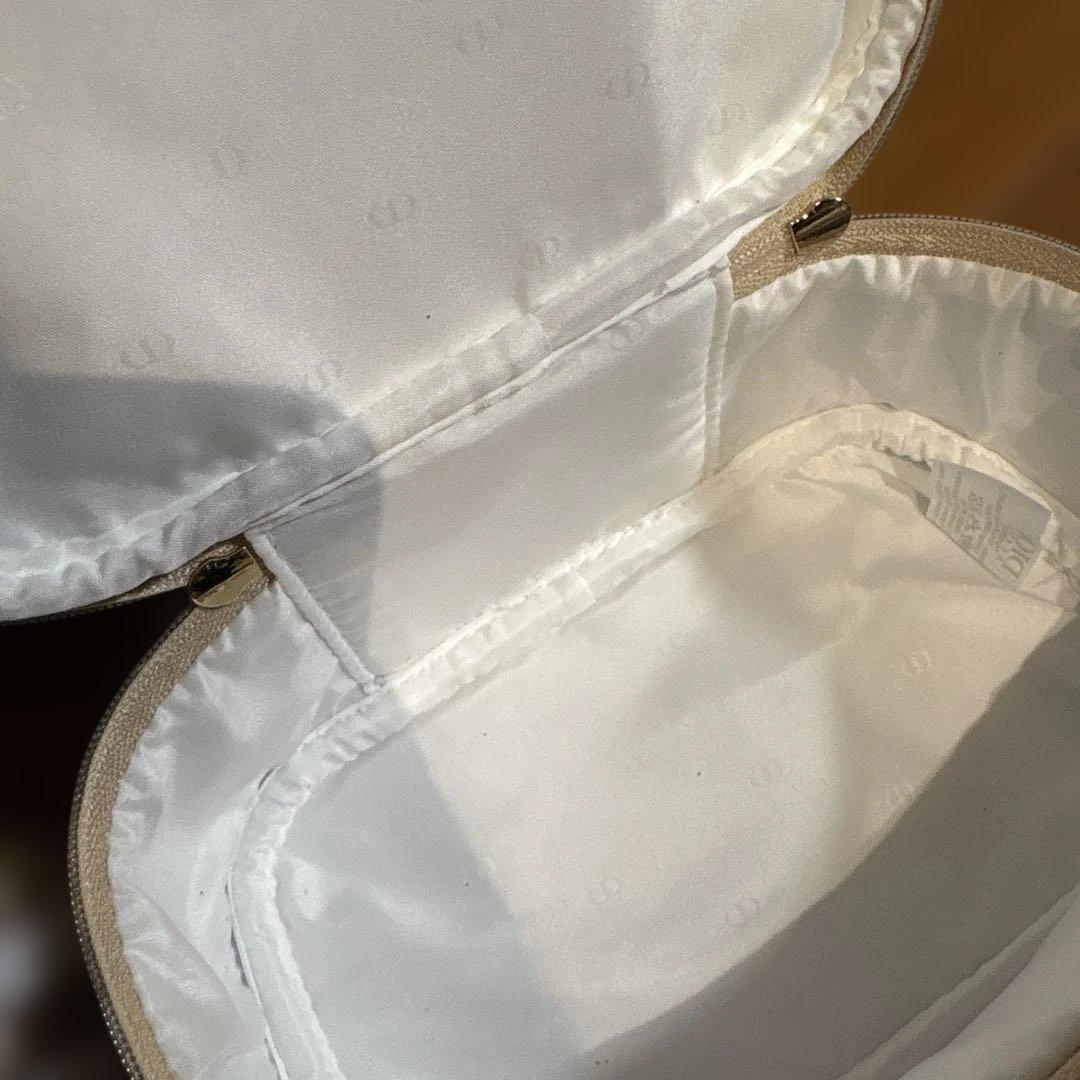 お買い得！Dior ホリデーポーチ ジャドールミニ香水　カプチュールローション他