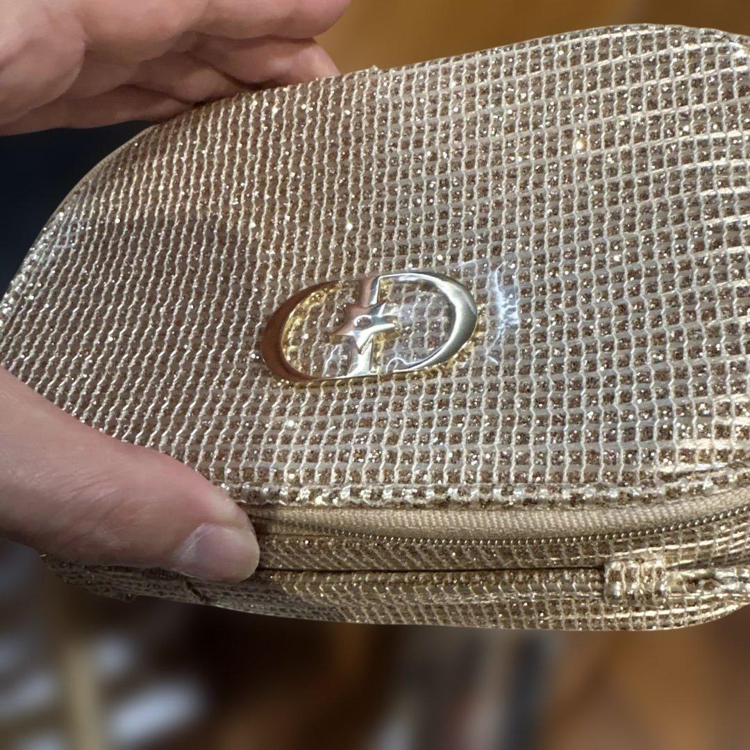 お買い得！Dior ホリデーポーチ ジャドールミニ香水　カプチュールローション他