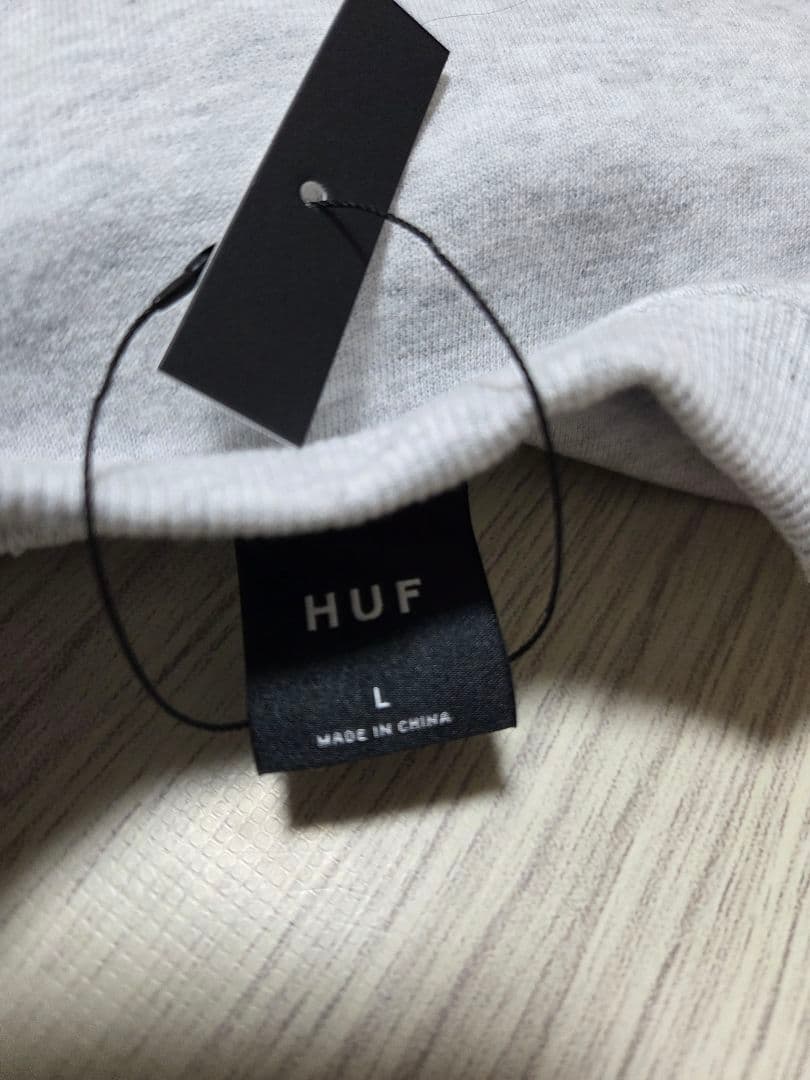【★超美品★】HUF ハフ スウェットシャツ
