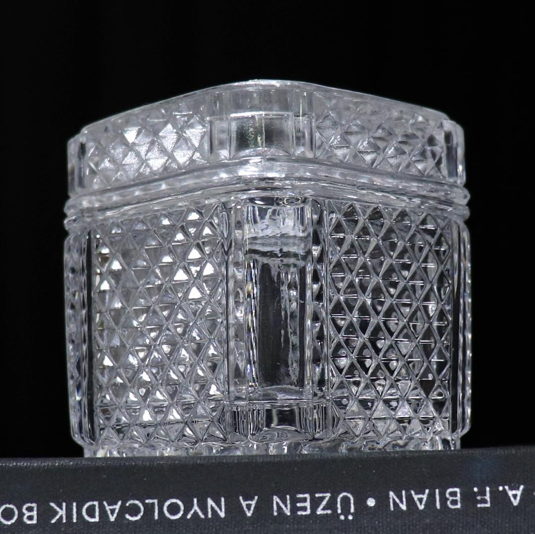 オールド・バカラ 稀少型 ディアマン・ビゾー スクエア型 蓋物 小物入れ