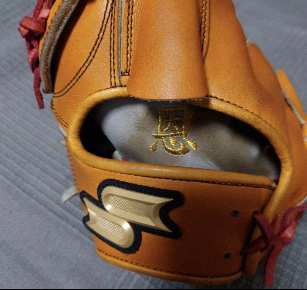 千葉ロッテマリーンズ 東京ヤクルトスワローズ 成田翔選手 プロ支給品 グラブ