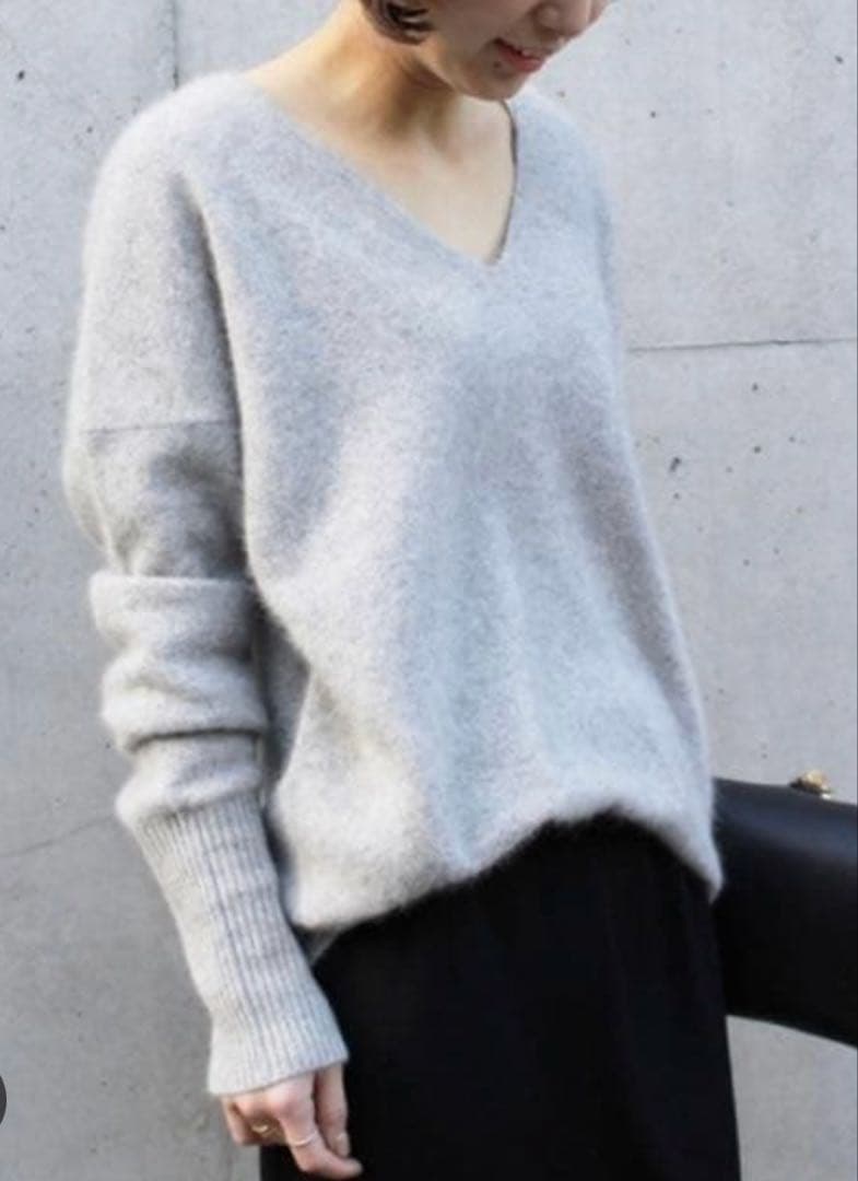 Deuxieme Classe FUWAシャギーVネックプルオーバー