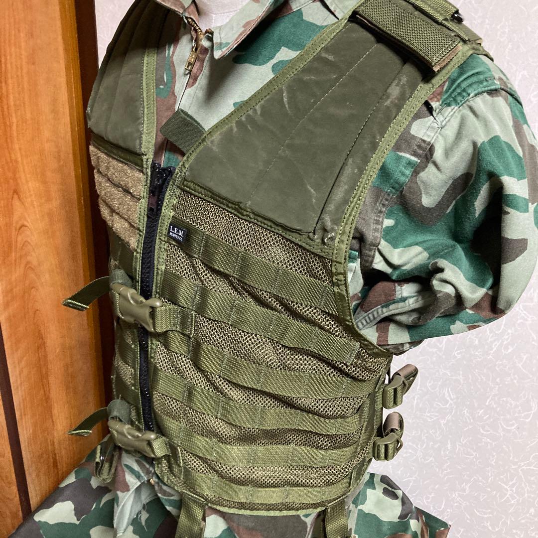 L.E.M. Supply モールメッシュベスト
