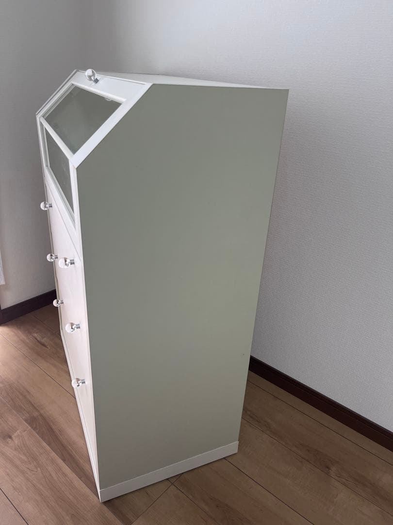 【連休前値下げ】B‐COMPANY★3段チェスト＋ディスプレイ棚付き