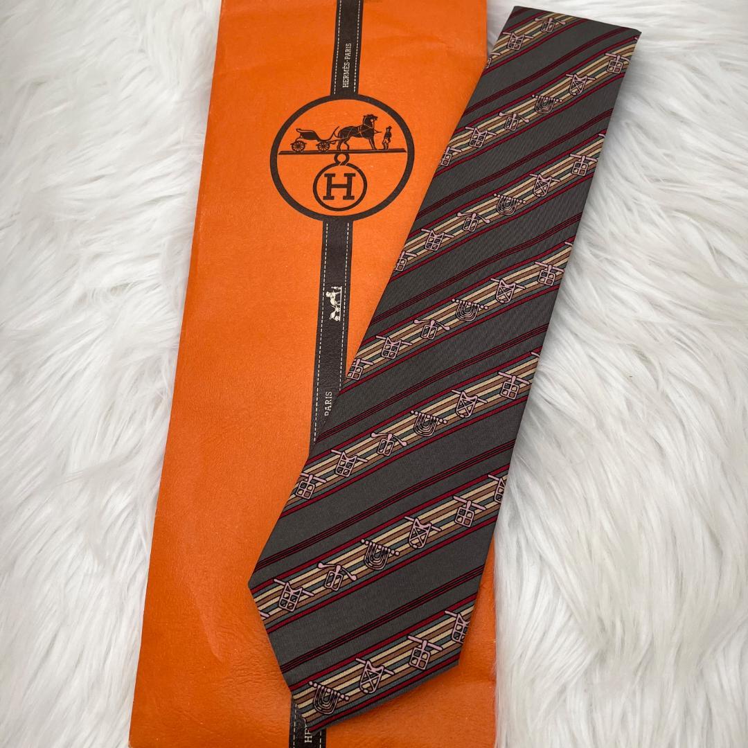 新品未使用品✨エルメス　HERMES ネクタイ　シルク100％　袋付き