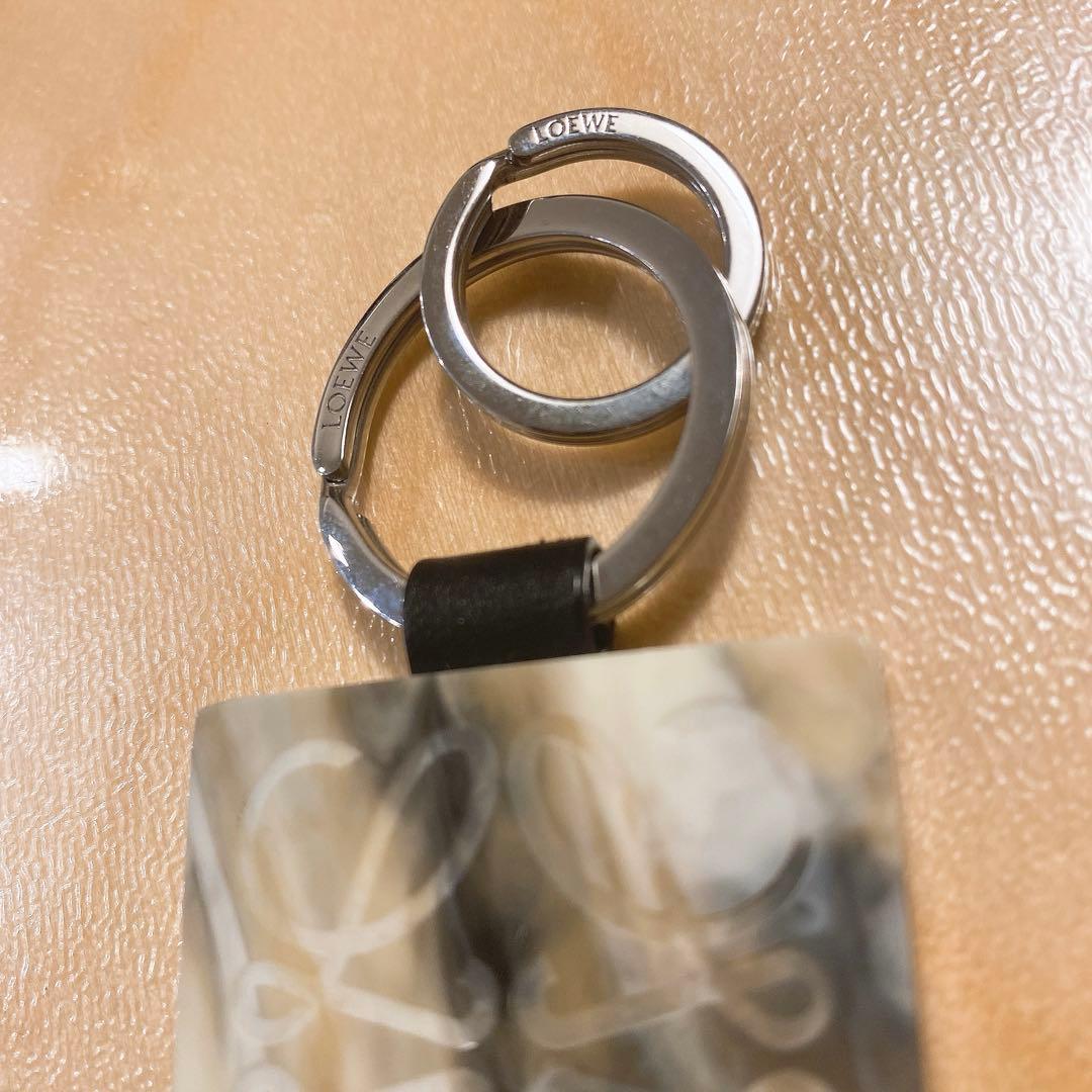 ロエベ　LOEWE アナグラム　PLAQUE/ストラップキーリング