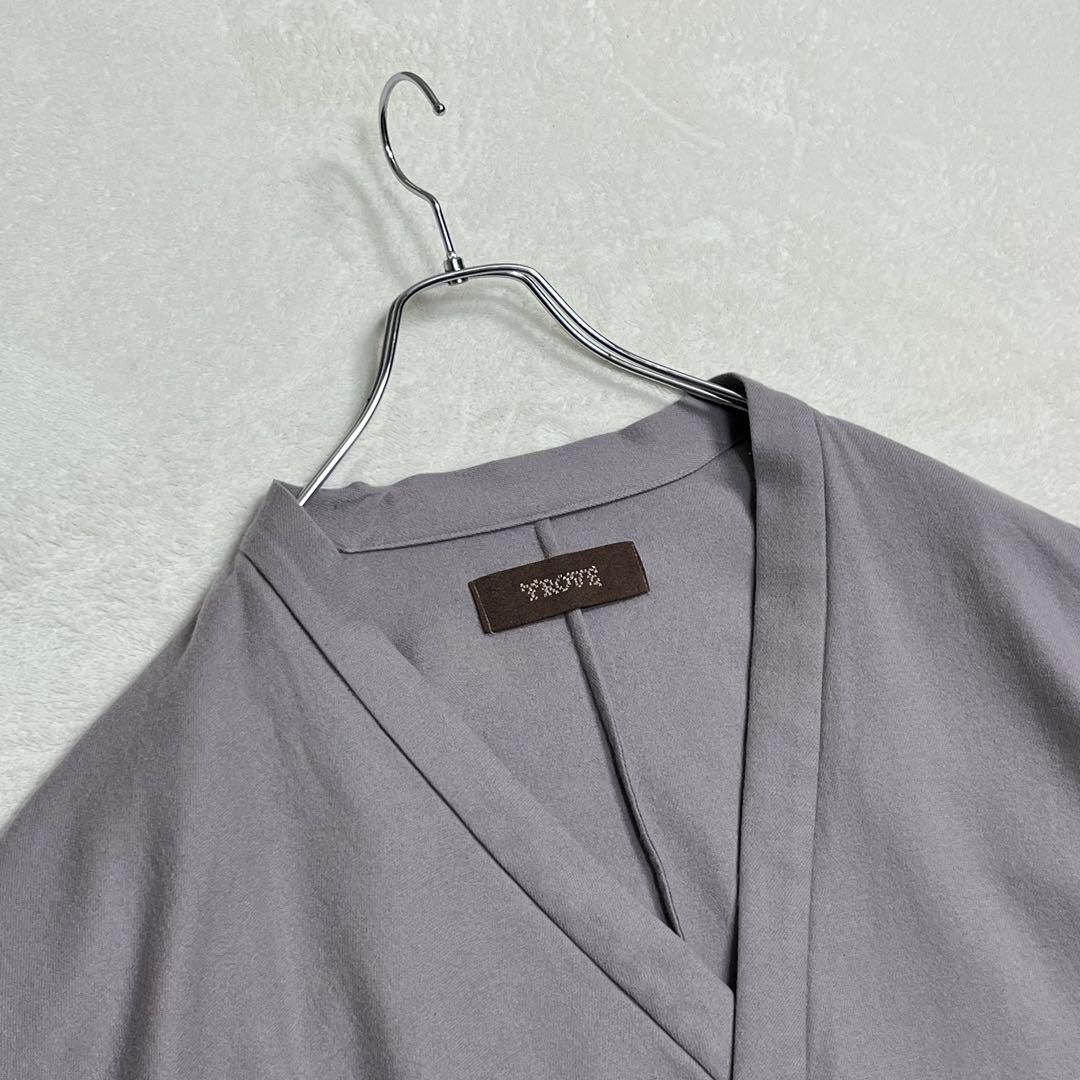 『TROVE』法衣ガウン リラックスシルエット 極太のバルーン袖 カシミヤ混