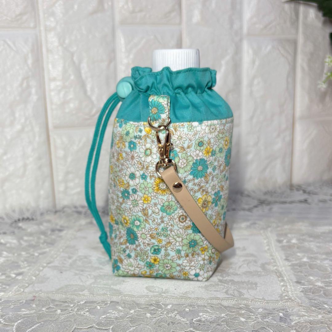 ペットボトルカバー　ミニ　花柄グリーン　ハンドメイド