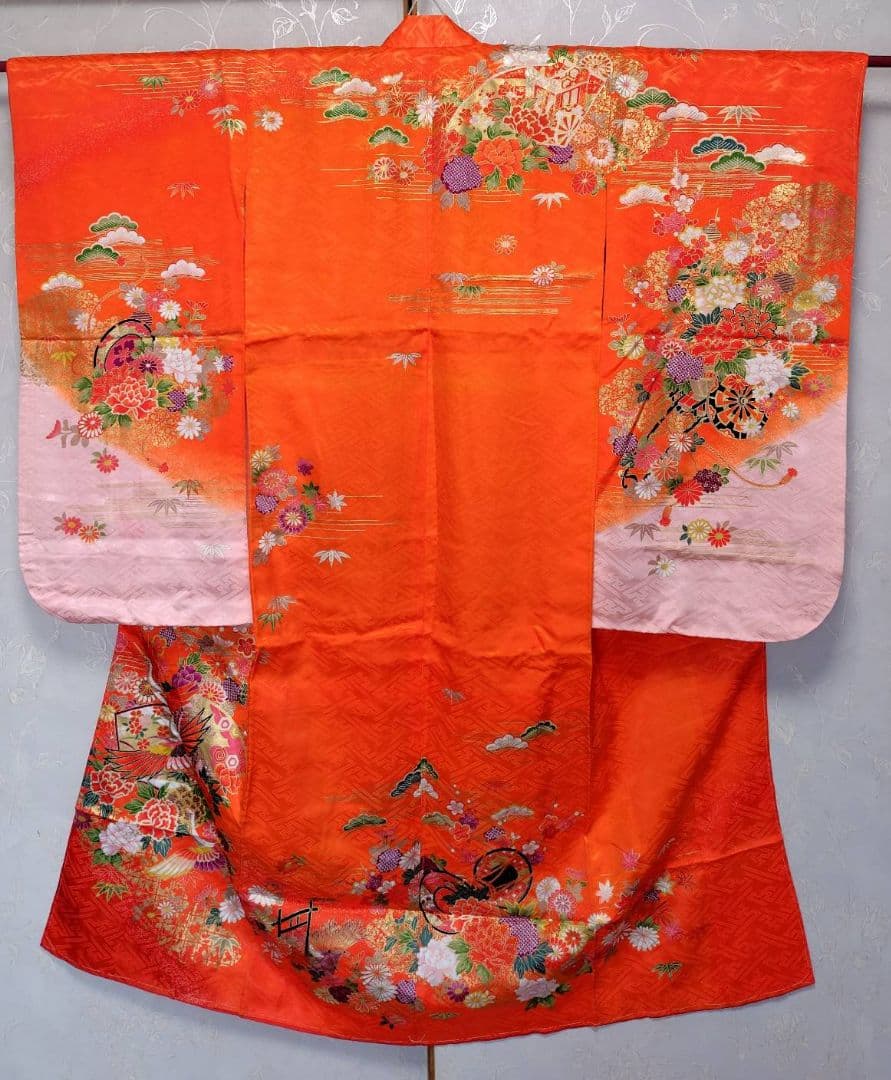 RK559子供着物四つ身7歳前後用着丈134センチ裄丈55センチ美品非常に綺麗