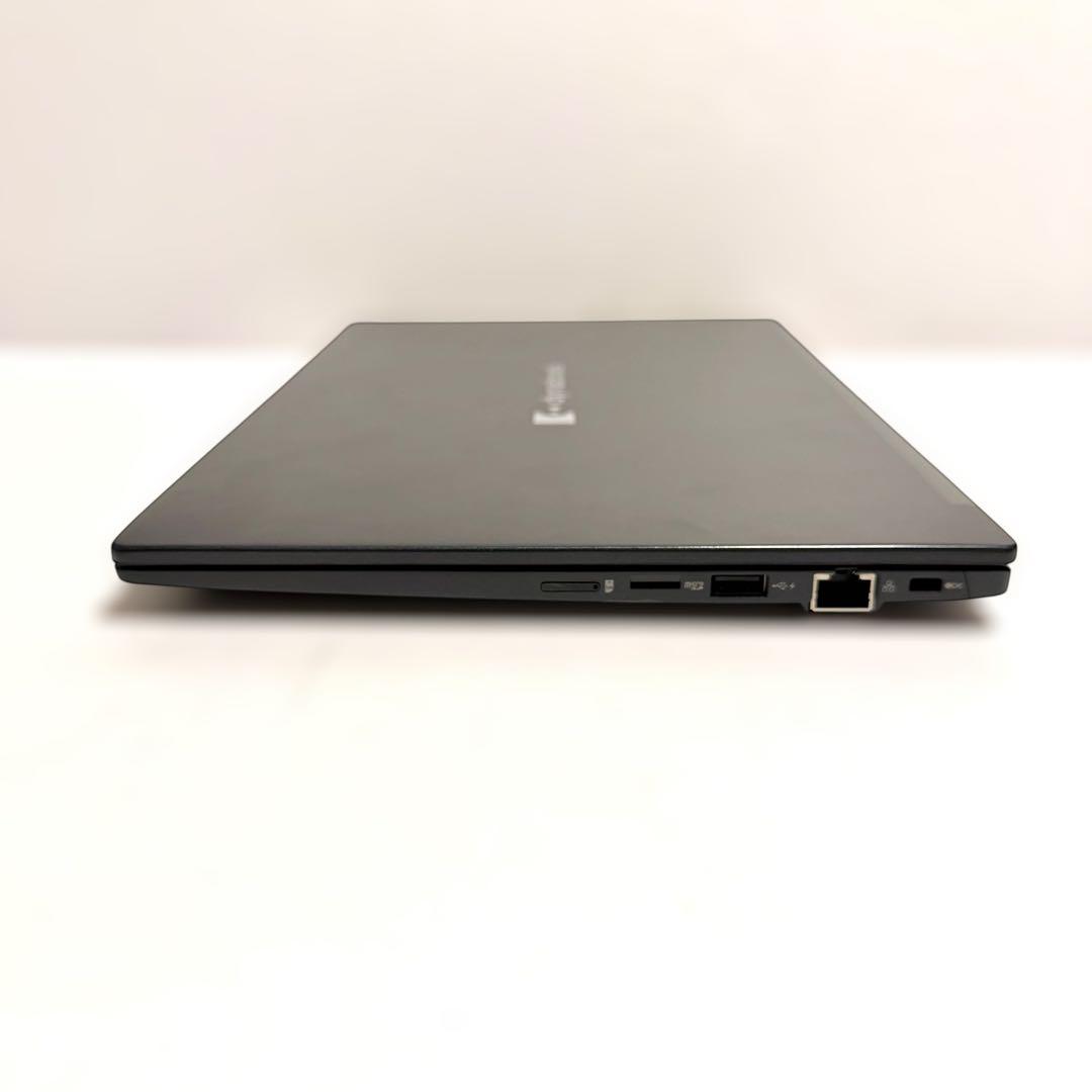 美品 バッテリー容量99％ dynabook G83/LW 2024年製 第