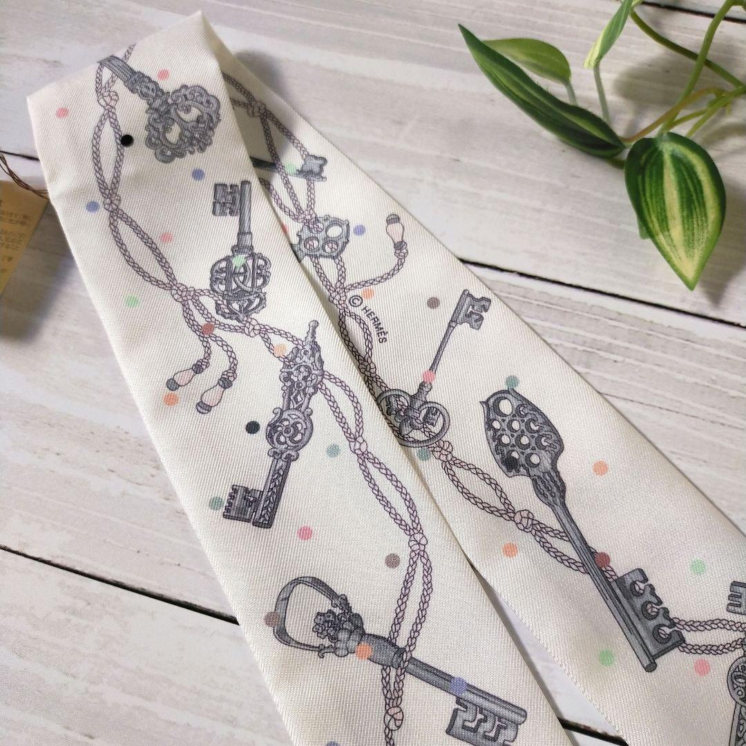 ☘️新品未使用 タグ付☘️ HERMES ツイリー　 レクレアポア
