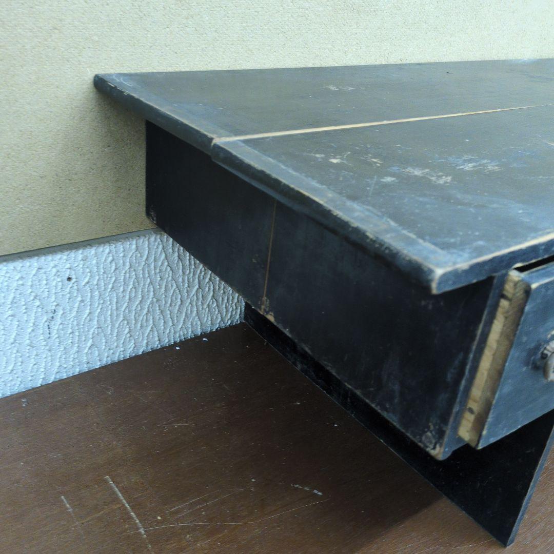 古い時代の文机 隠し箱付き