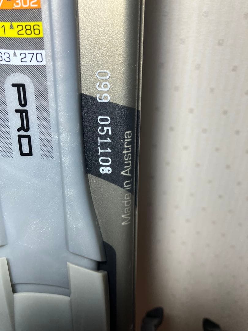 ケスレー　KASTLE ショートスキー　ツインチップ