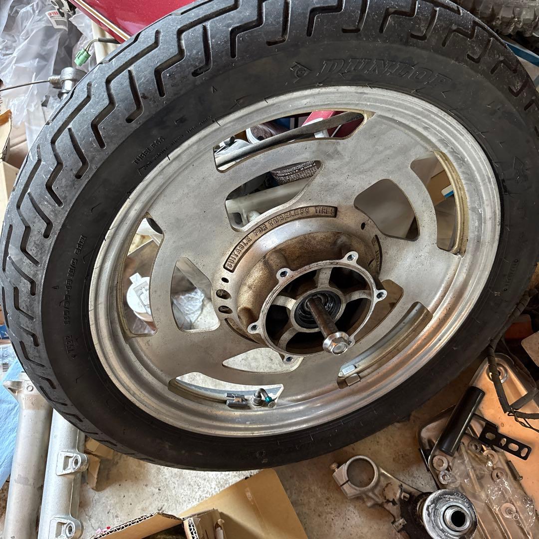 v-max1200 DUNLOP 100/90-18 オンロードタイヤ