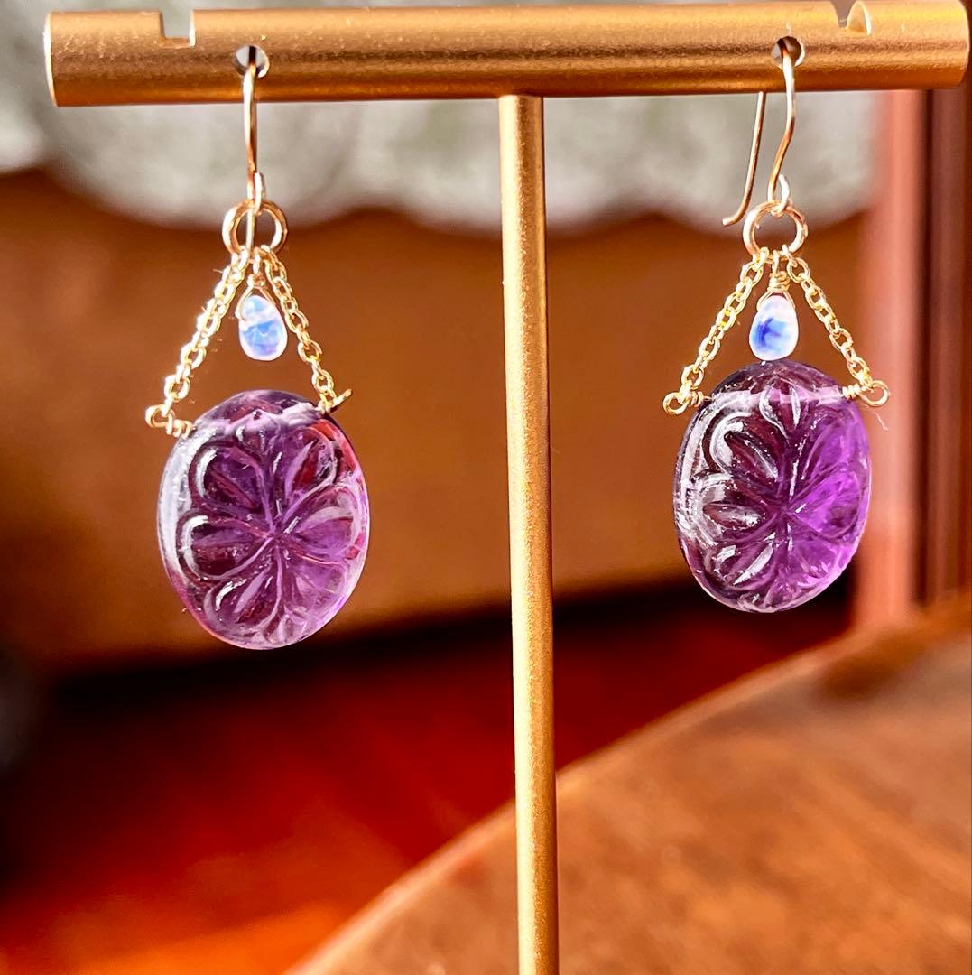 アメジストのカービングピアス