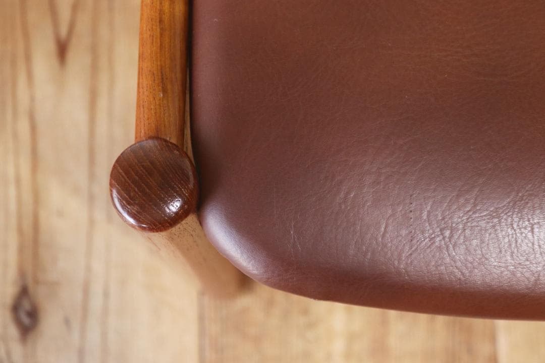 ヴィンテージ 山口木材工芸 チーク材 ダイニングチェア 椅子 低座 合皮 茶 1