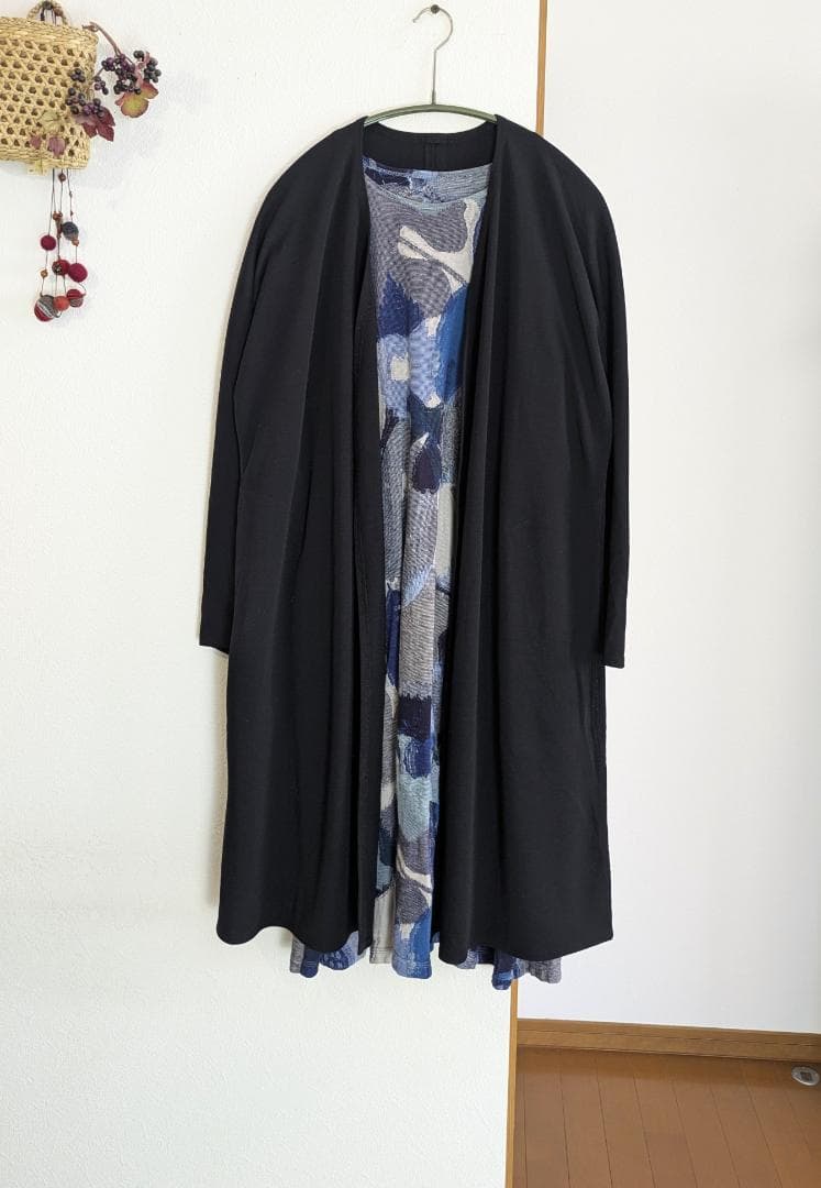 ヨーガンレール☆シルクウールスムース☆ゆったりロング羽織JK☆漆黒☆美品です