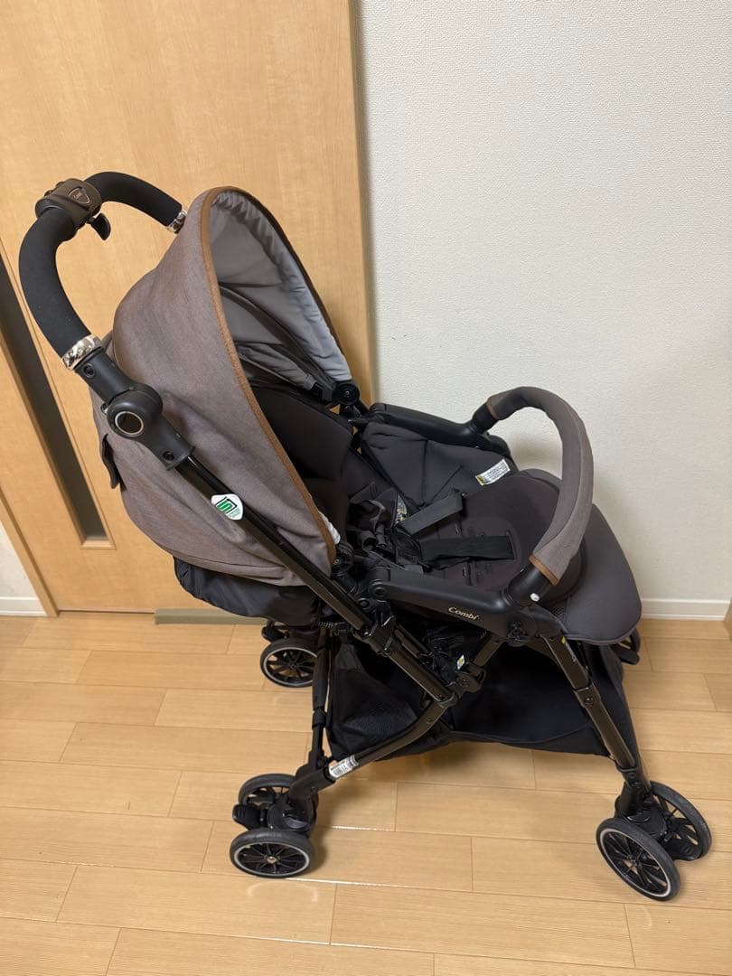 Combi スゴカルα compact エッグショック ベビーカー＋おまけ
