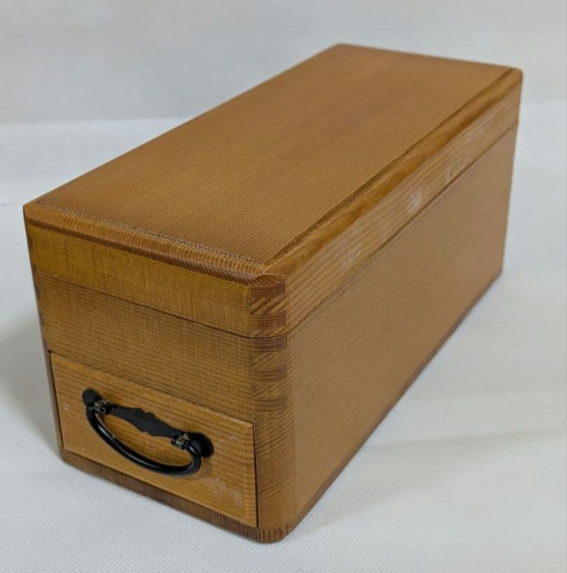 鰹節削り器【宗近】東京製　木製　本職用　かつ箱　鰹節削り器　かつお節削り器