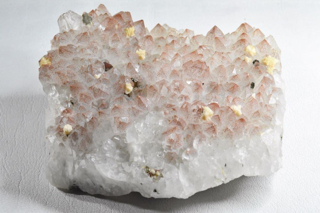 湖北省産 レッドクォーツクラスター