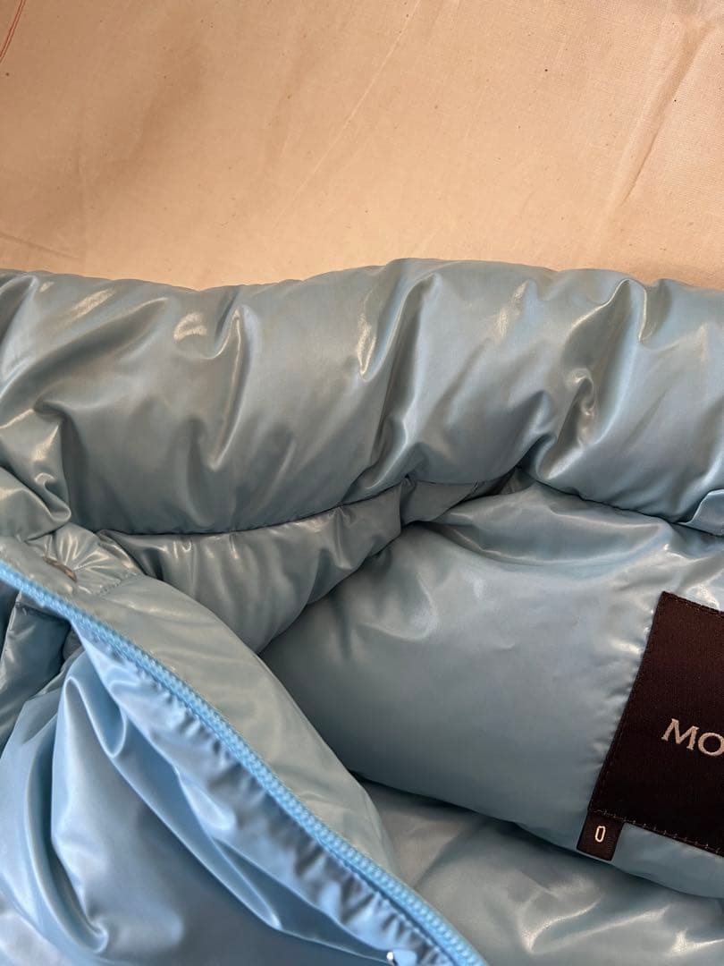 Moncler モンクレール　ダウンジャケット　ベスト　ライトブルー