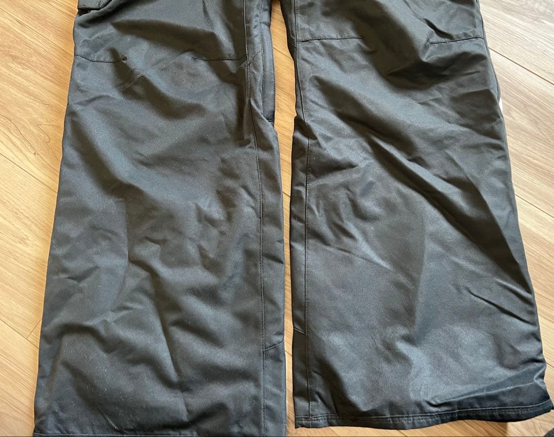 美品　VOLCOM スノーボードウェア　Sサイズ 最終値下げ