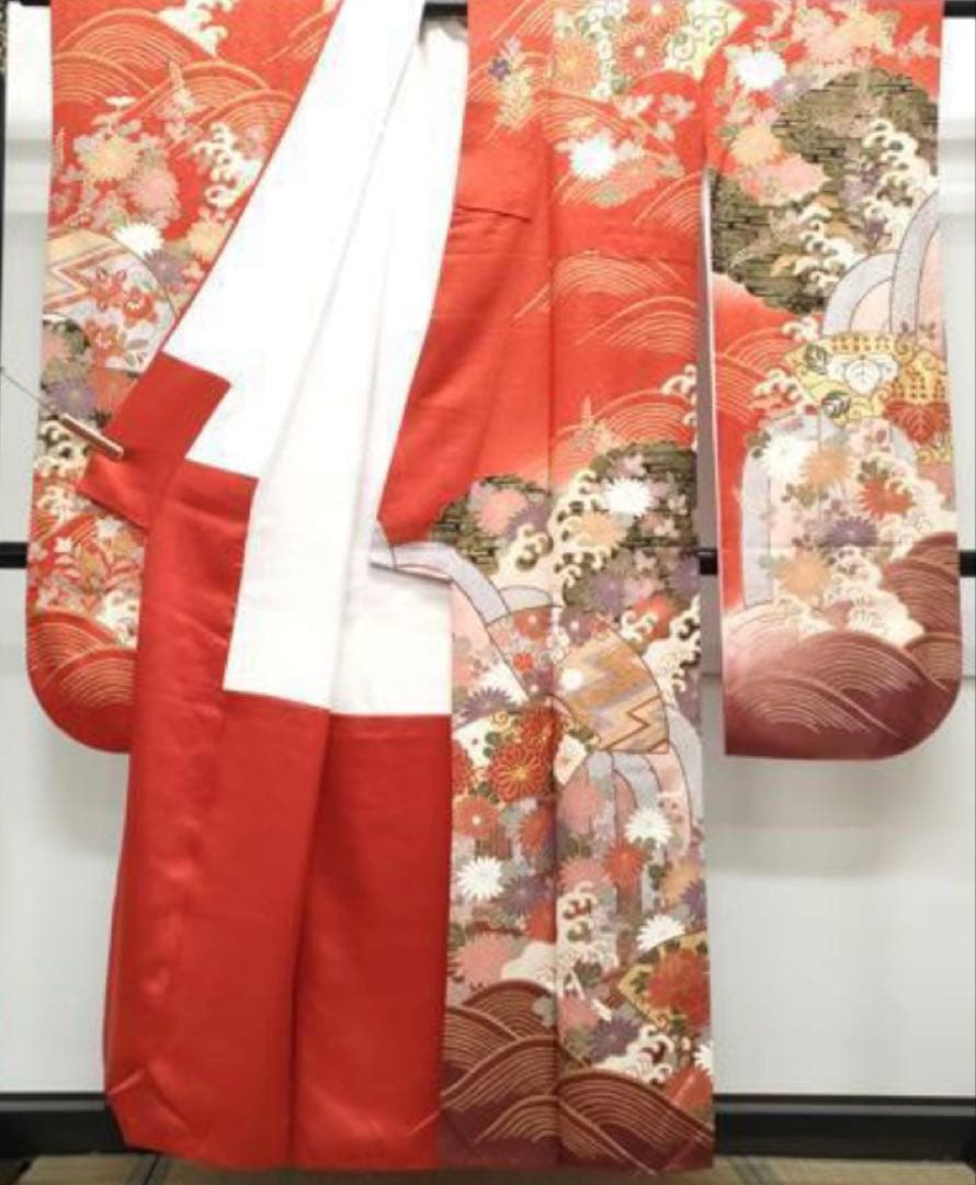 なのなのbox振袖長襦袢サイズS〜M 正絹　花柄 波模様