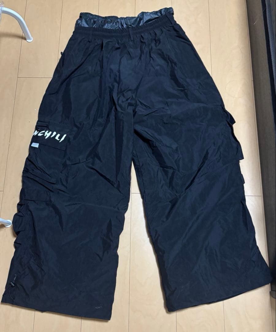 RENCHILI スノボウェア