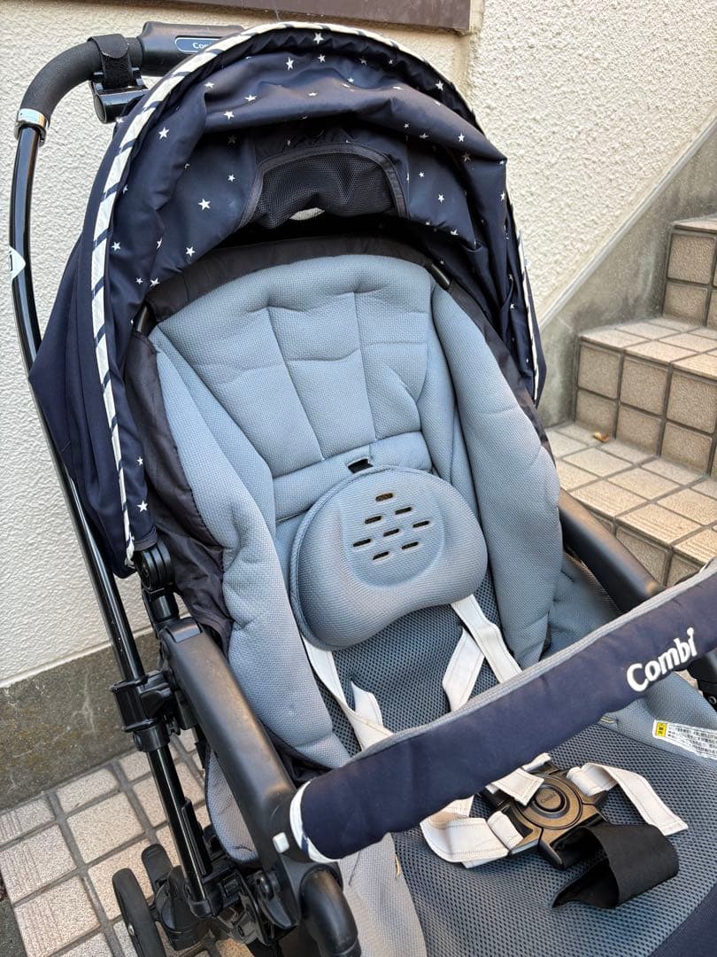 Combi 折りたたみベビーカー スゴカルa 4キャス　Light ネイビー